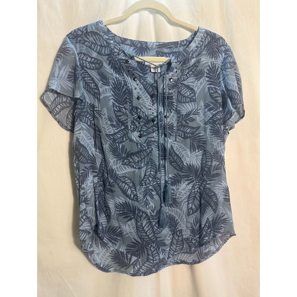 Liz Claiborne Petite Large Blue Tropical Leaf Studded Top Coastal Resort Blouse